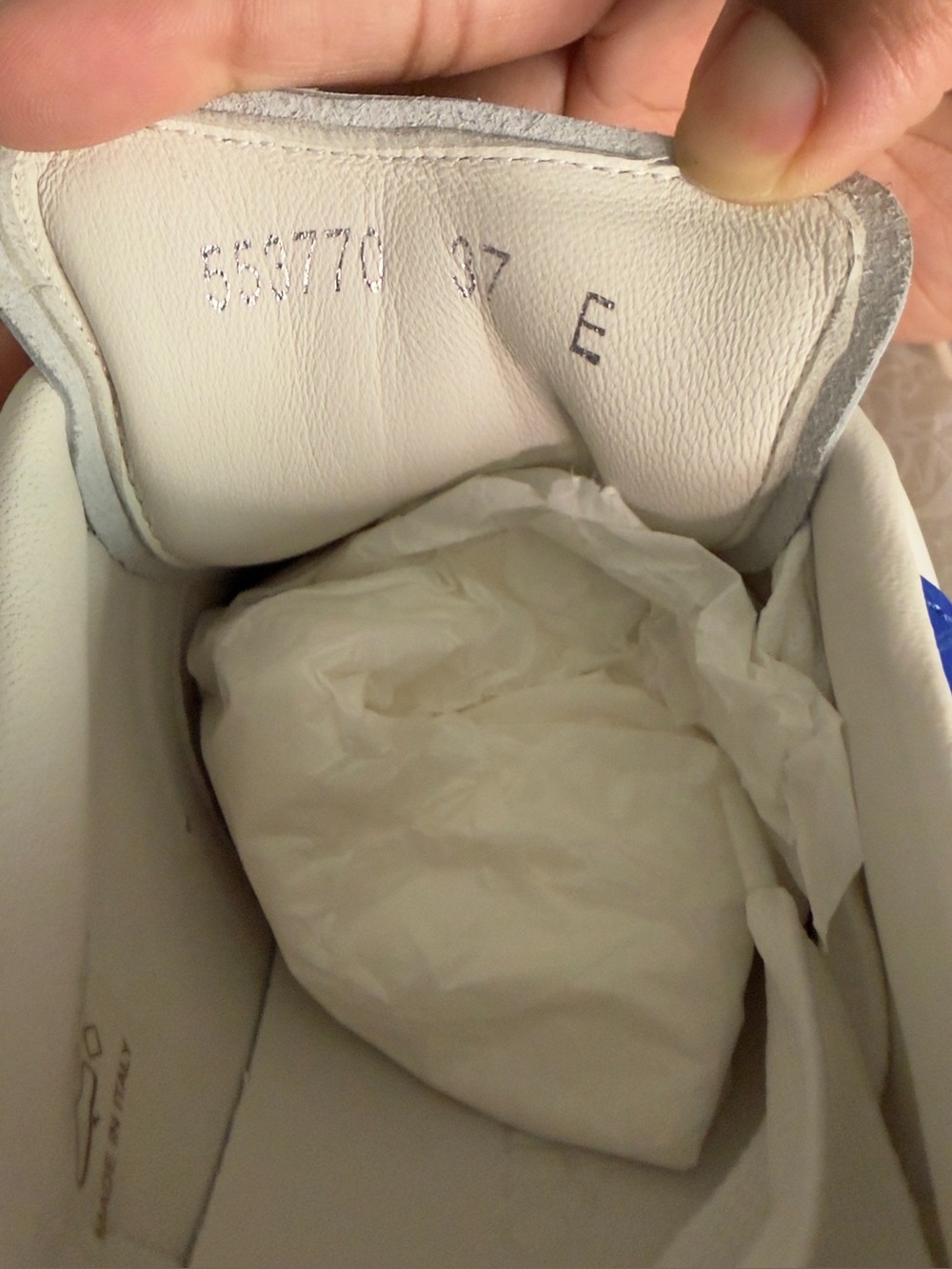 Alexander McQueen Women Oversized Sneakers - White and Blue - Picture 10 of 11